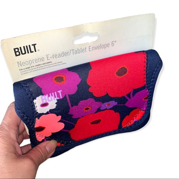 BUILT Neoprene E-Reader 6” Tablet Case - Picture 3 of 10